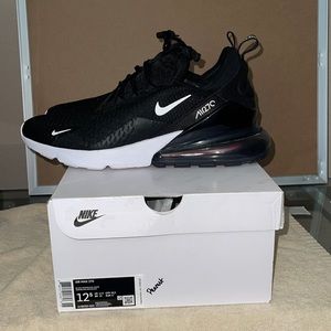 Nike Air Max 270 black